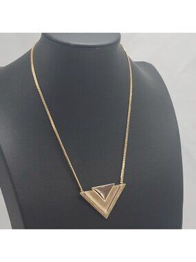 Vtg Art Deco Necklace Geometric Triangle Pendant 16" Signed Direction One Gold-T